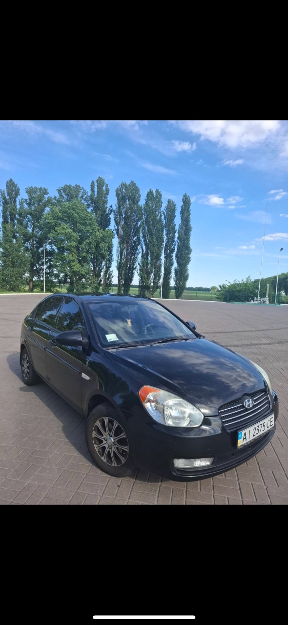 Hyundai Accent - фото 1