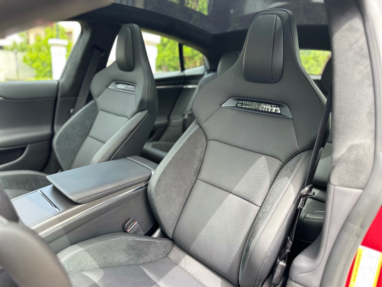 Tesla Model S - фото 14