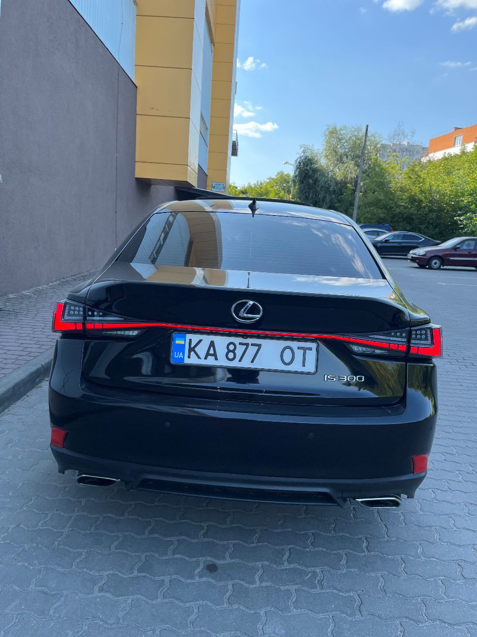 Lexus IS - фото 9