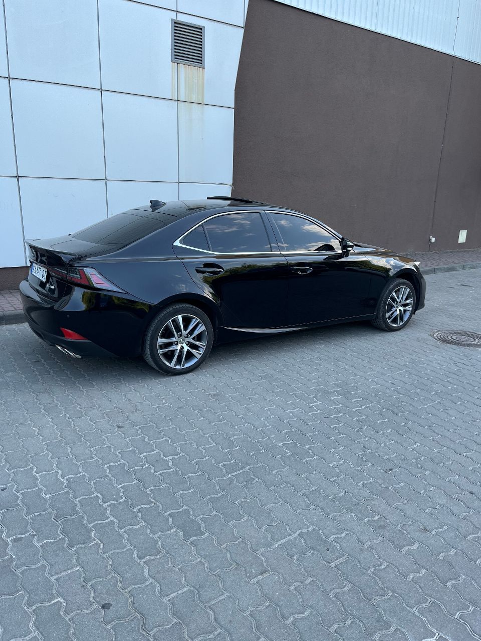 Lexus IS - фото 3