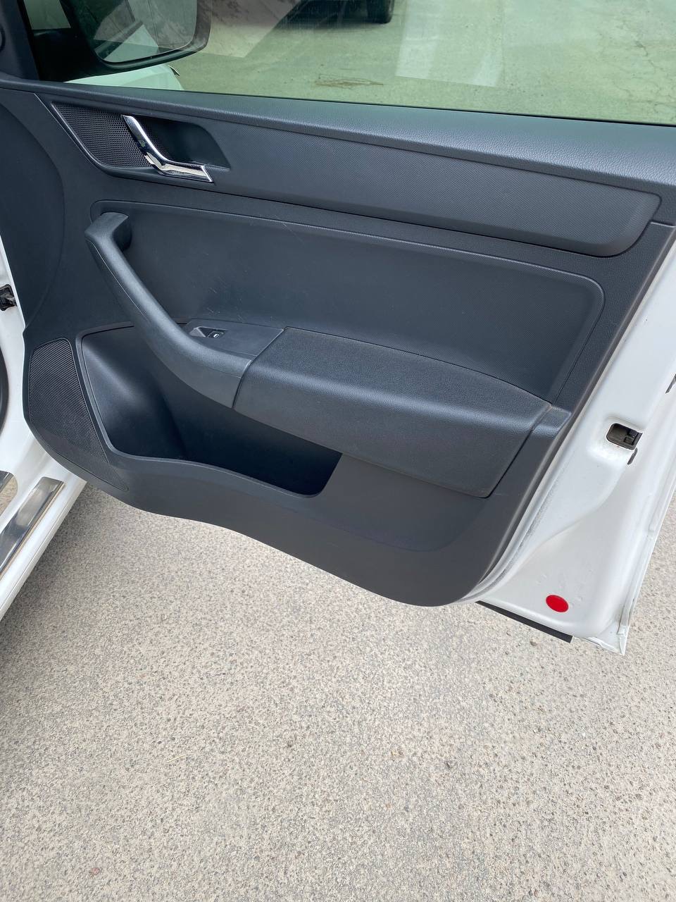 Skoda Rapid - фото 7