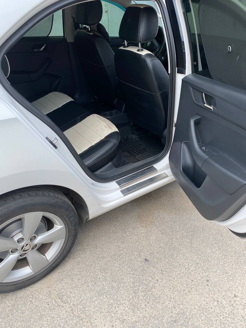 Skoda Rapid - фото 10