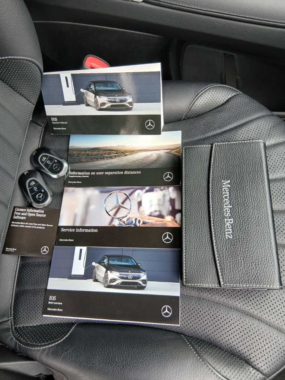 Mercedes-Benz EQS - фото 32