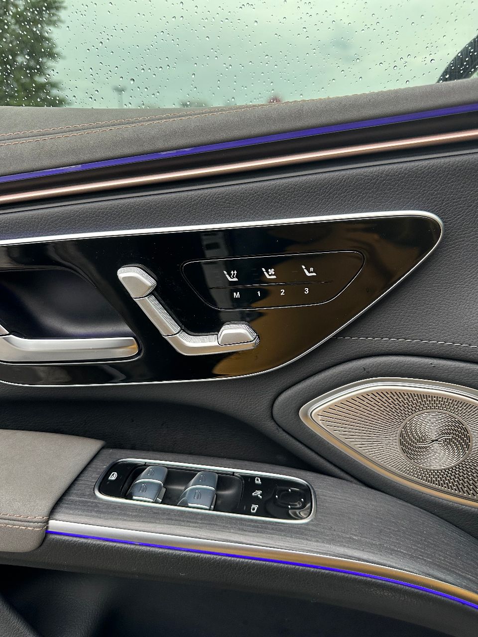 Mercedes-Benz EQS - фото 30