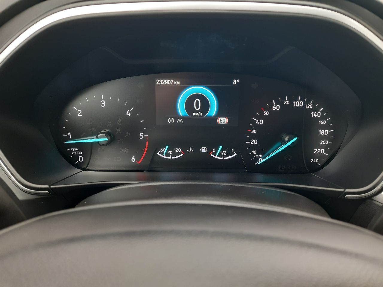 Ford Focus - фото 14