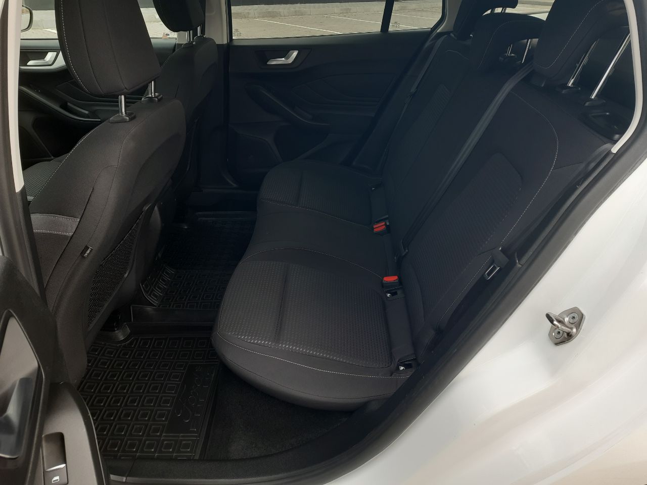 Ford Focus - фото 41