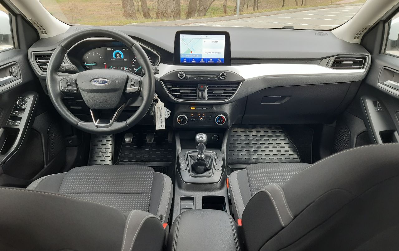 Ford Focus - фото 26