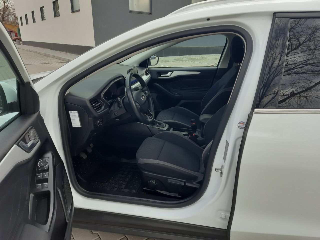 Ford Focus - фото 48