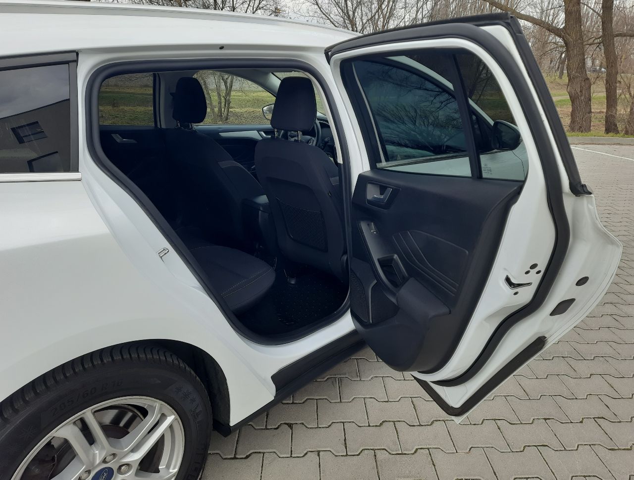 Ford Focus - фото 38