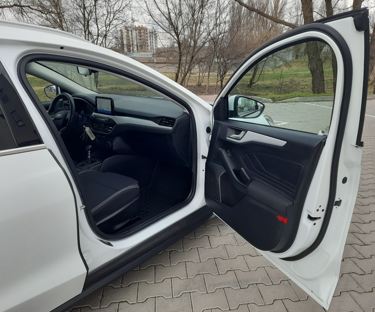 Ford Focus - фото 33