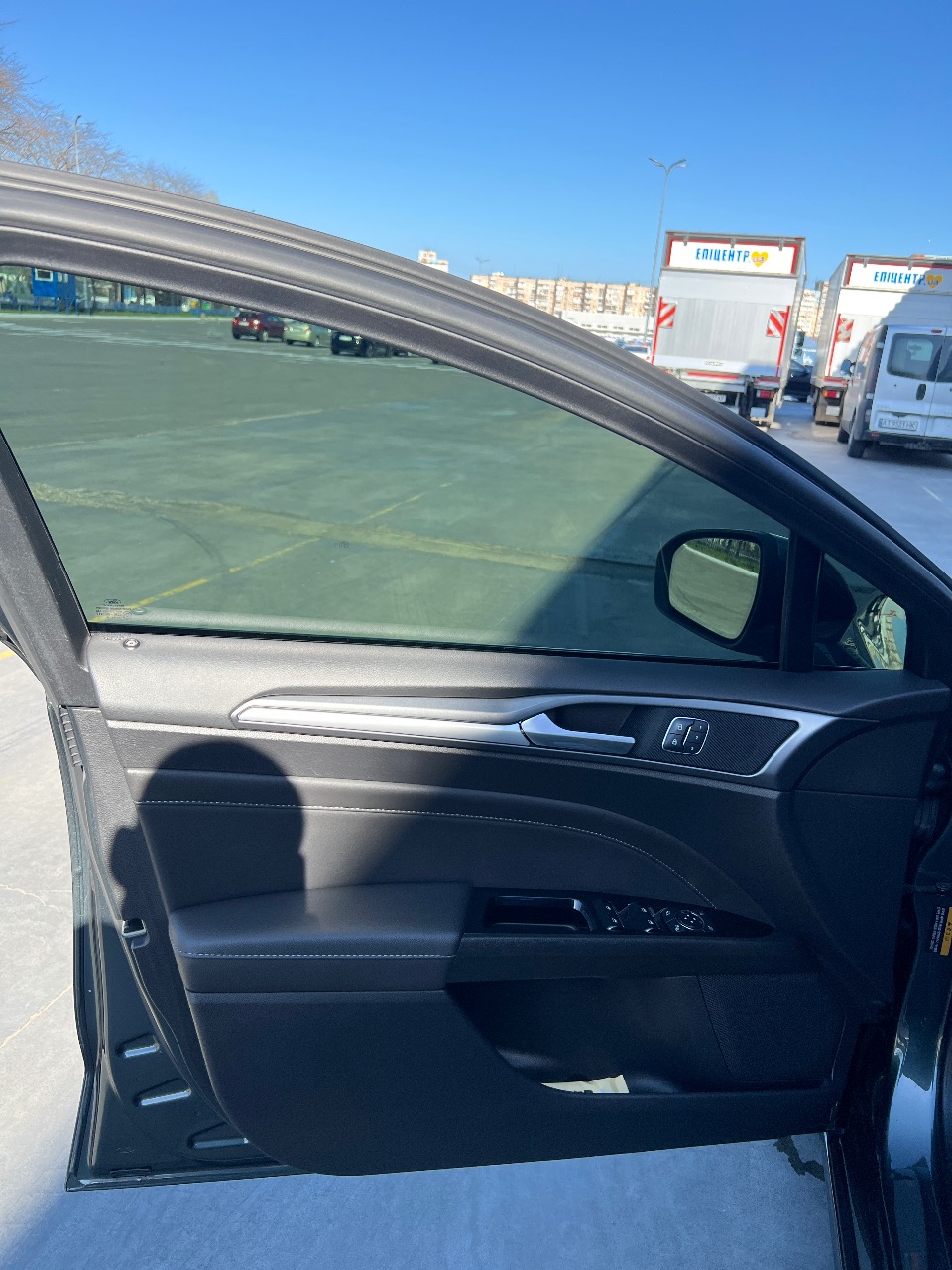 Ford Mondeo - фото 48