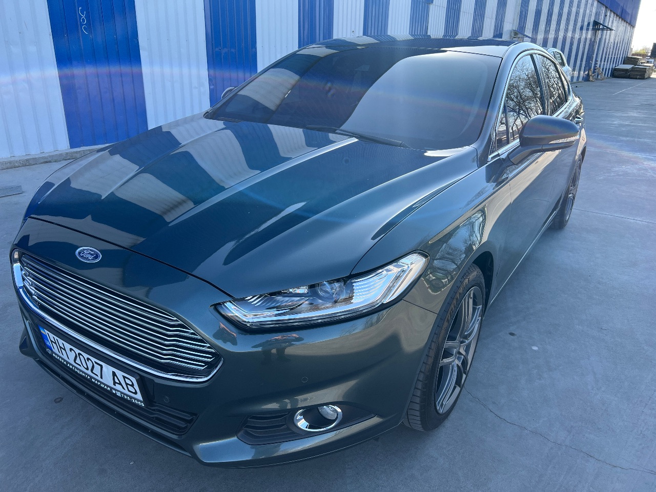 Ford Mondeo - фото 1
