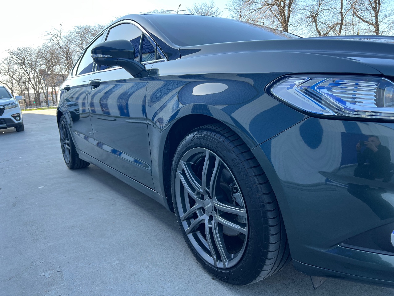 Ford Mondeo - фото 31