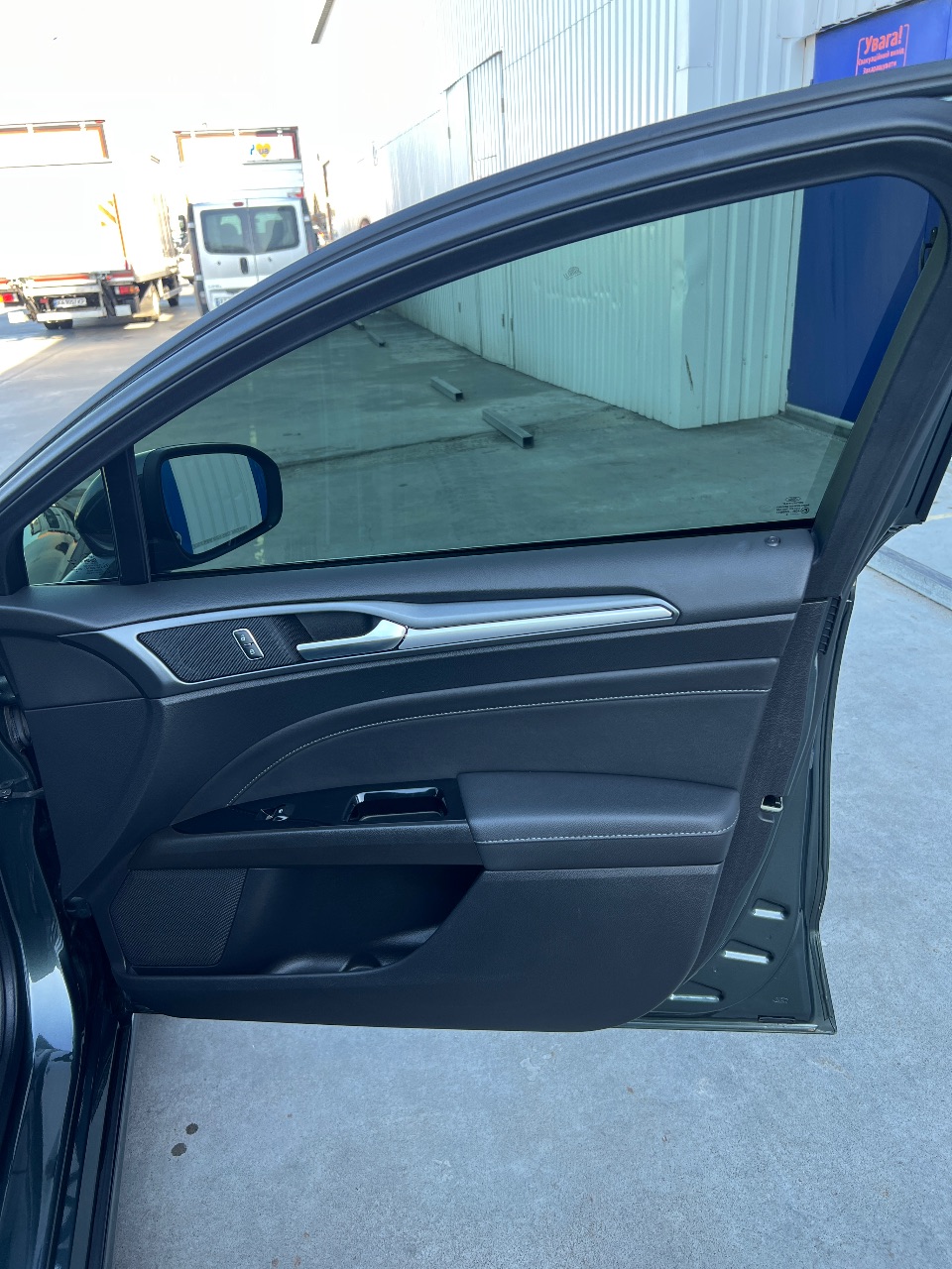 Ford Mondeo - фото 38