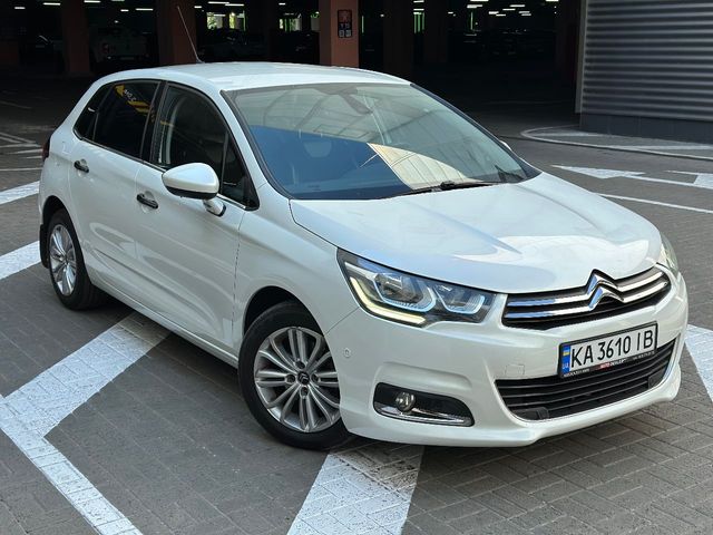 Citroen C4 - фото 1