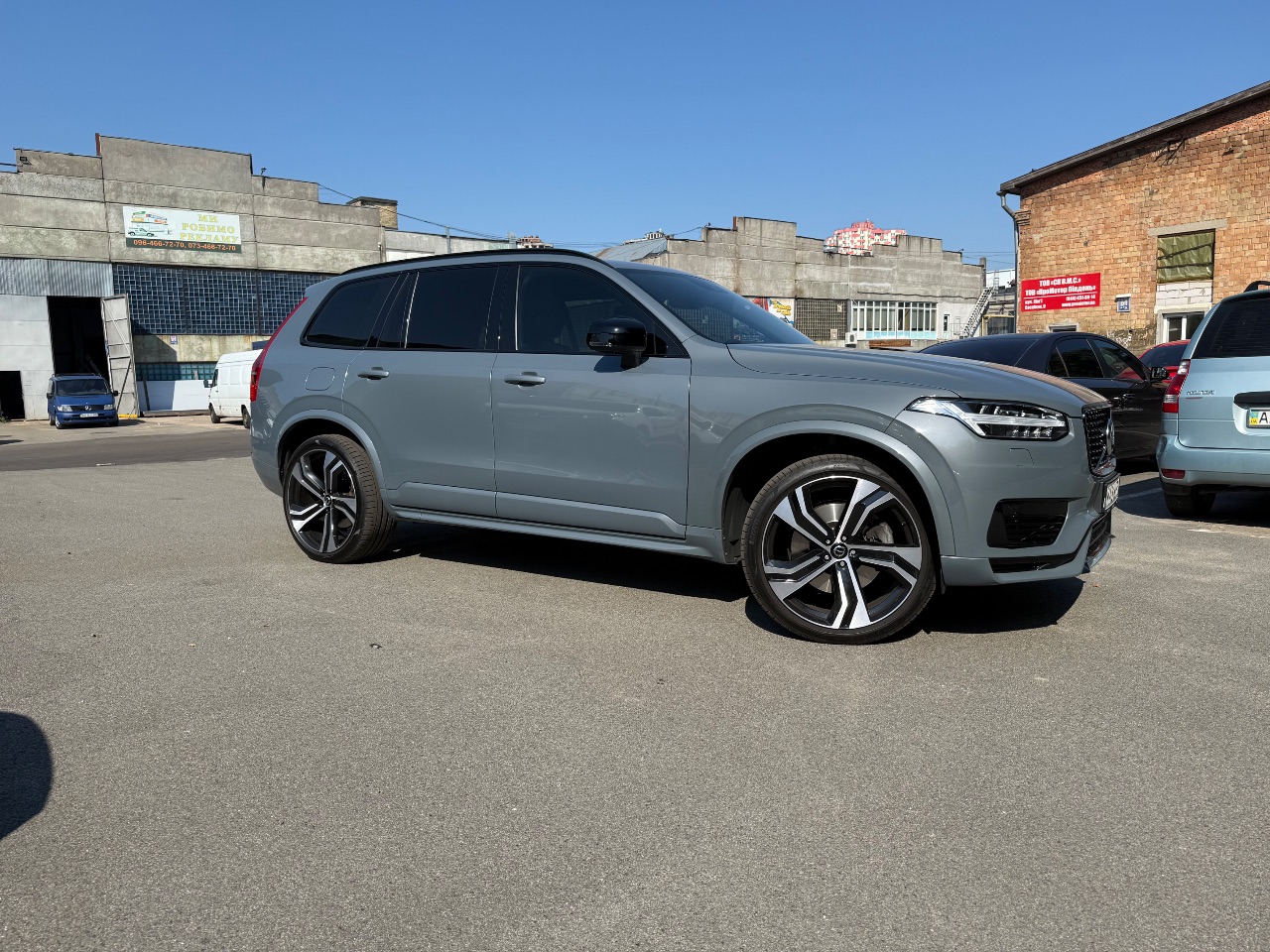Volvo XC90 - фото 2