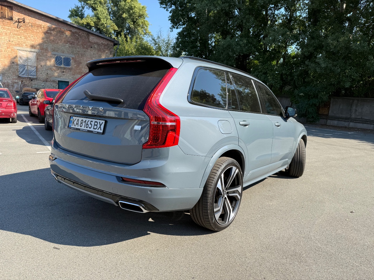 Volvo XC90 - фото 3