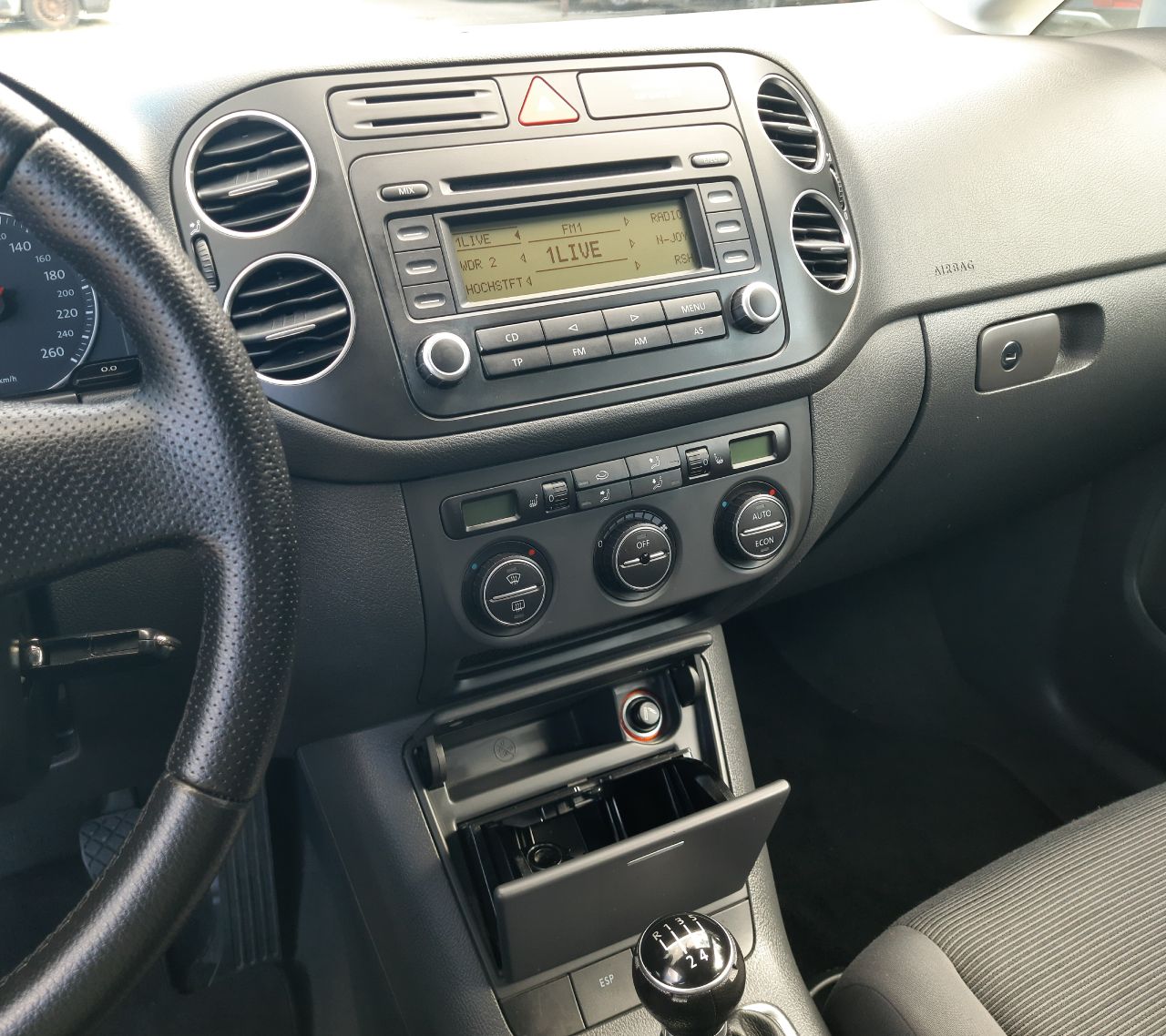 Volkswagen Golf Plus - фото 17