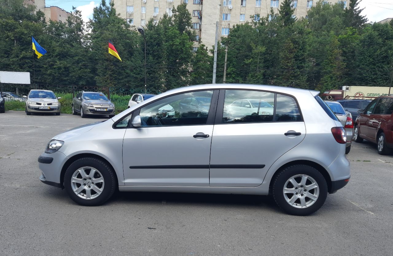 Volkswagen Golf Plus - фото 4