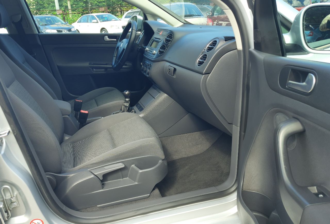 Volkswagen Golf Plus - фото 24