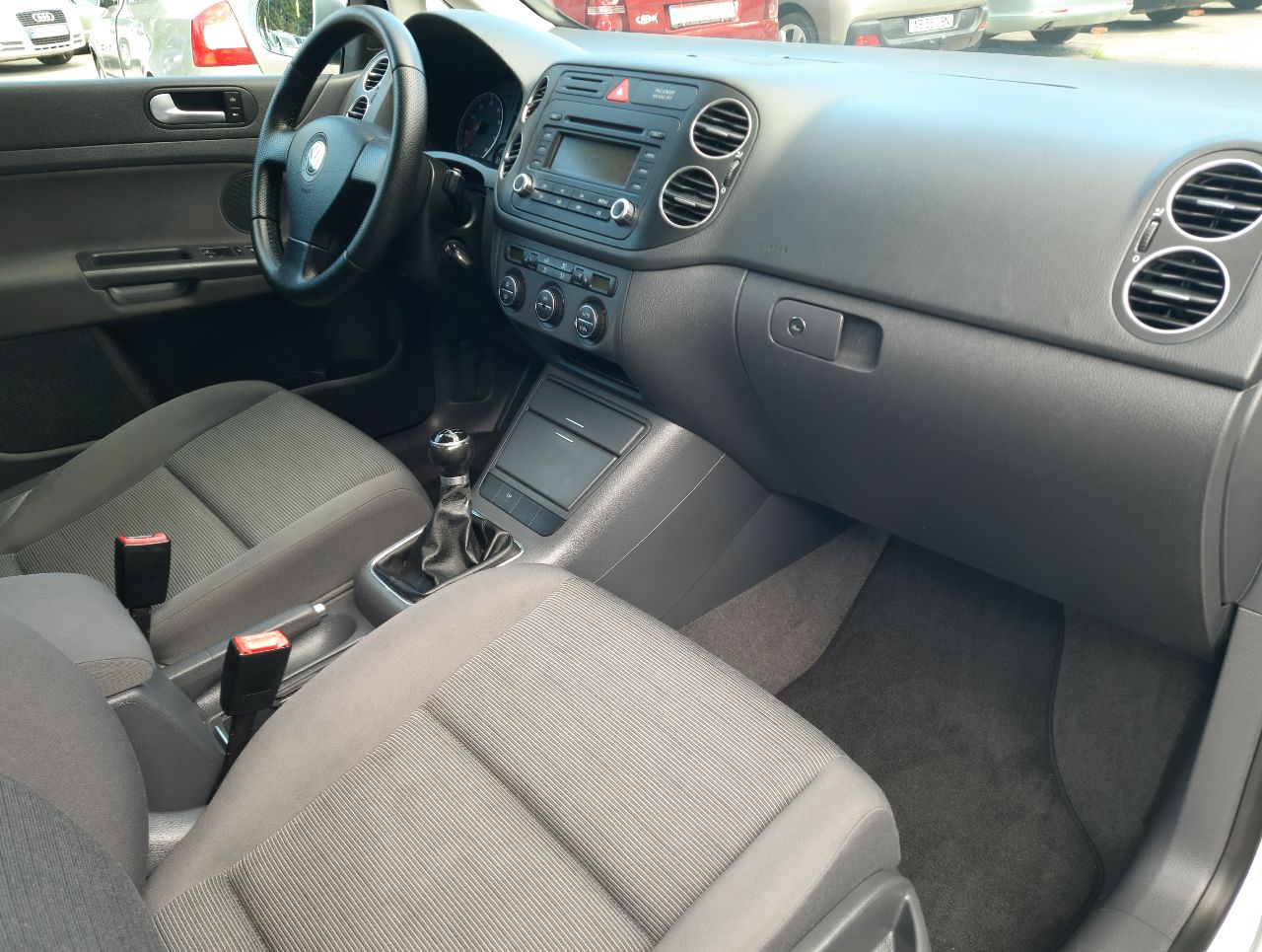 Volkswagen Golf Plus - фото 18