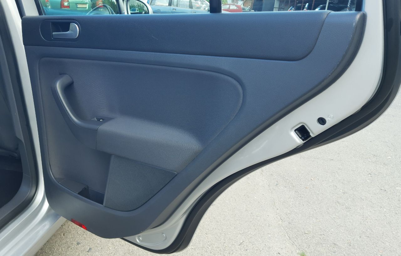 Volkswagen Golf Plus - фото 32