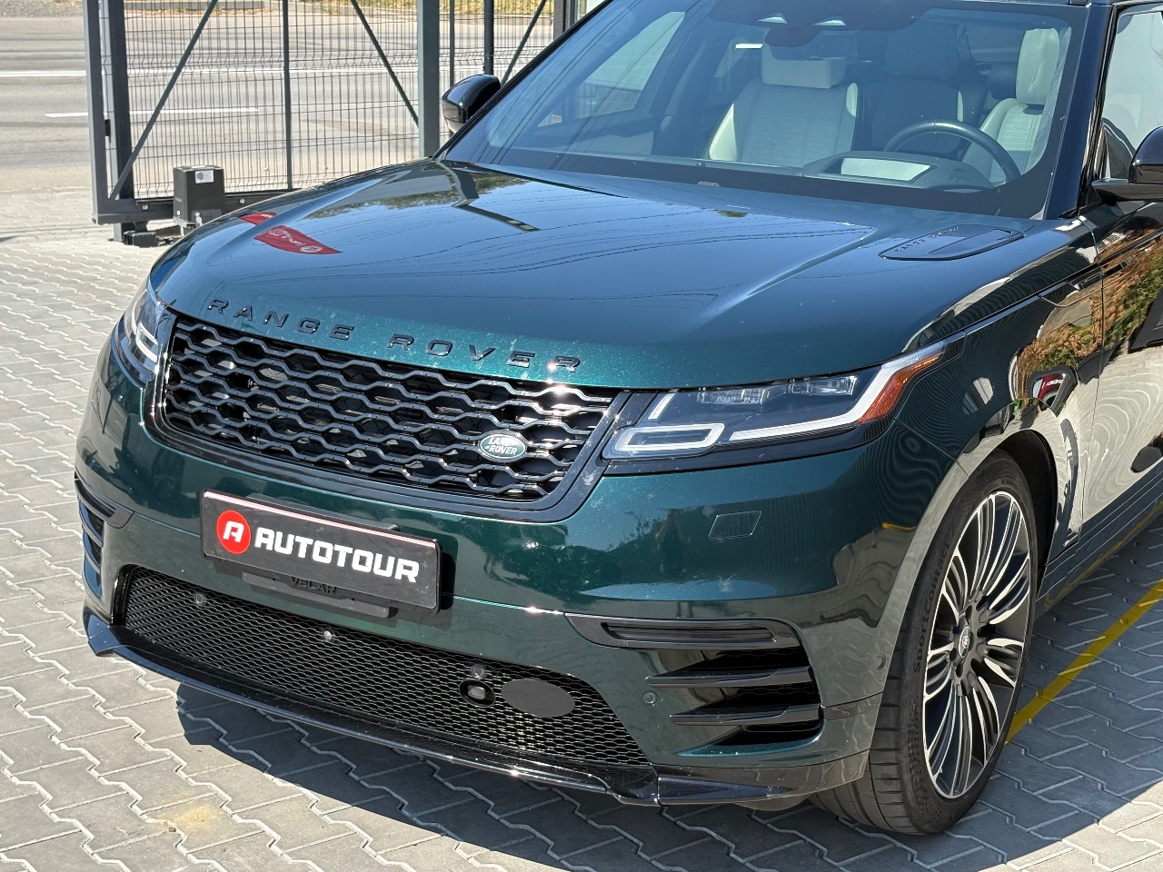 Land Rover Range Rover Velar - фото 2