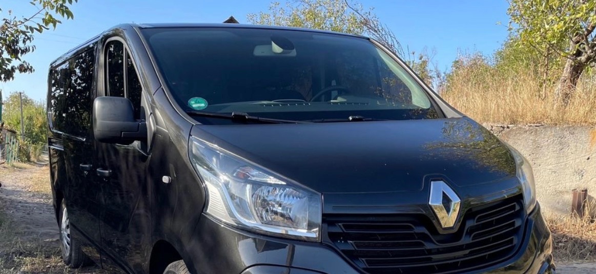 Renault Trafic - фото 1