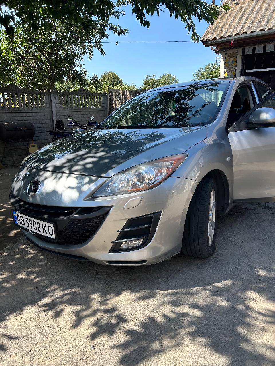 Mazda 3 - фото 8