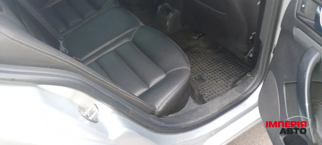 Skoda Octavia - фото 5