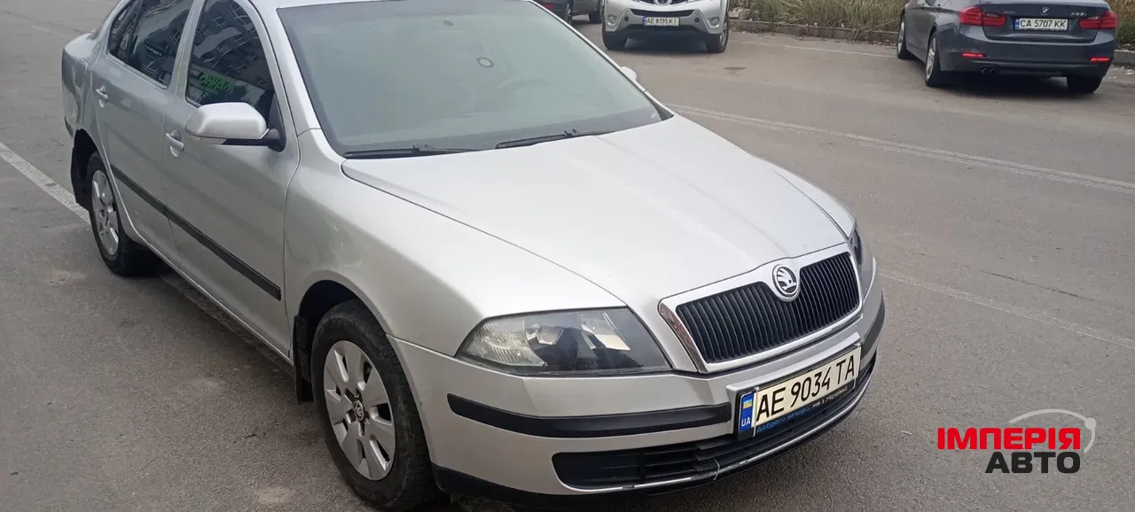 Skoda Octavia - фото 1