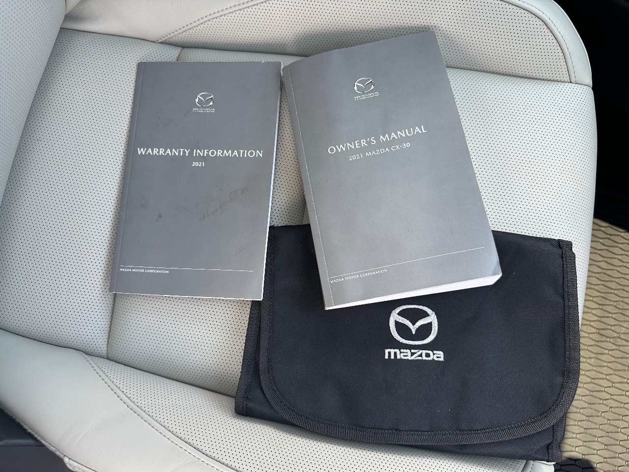 Mazda CX-30 - фото 42