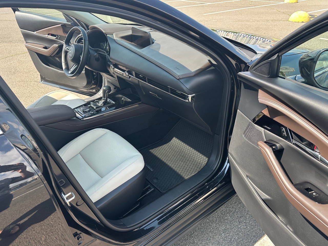 Mazda CX-30 - фото 31