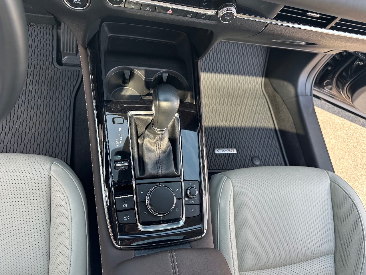 Mazda CX-30 - фото 35