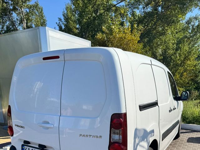 Peugeot Partner - фото 4