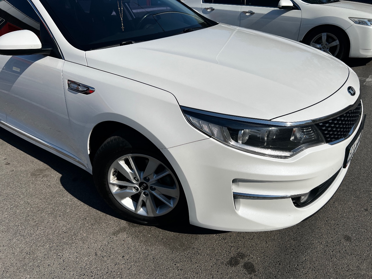 Kia K5 - фото 16