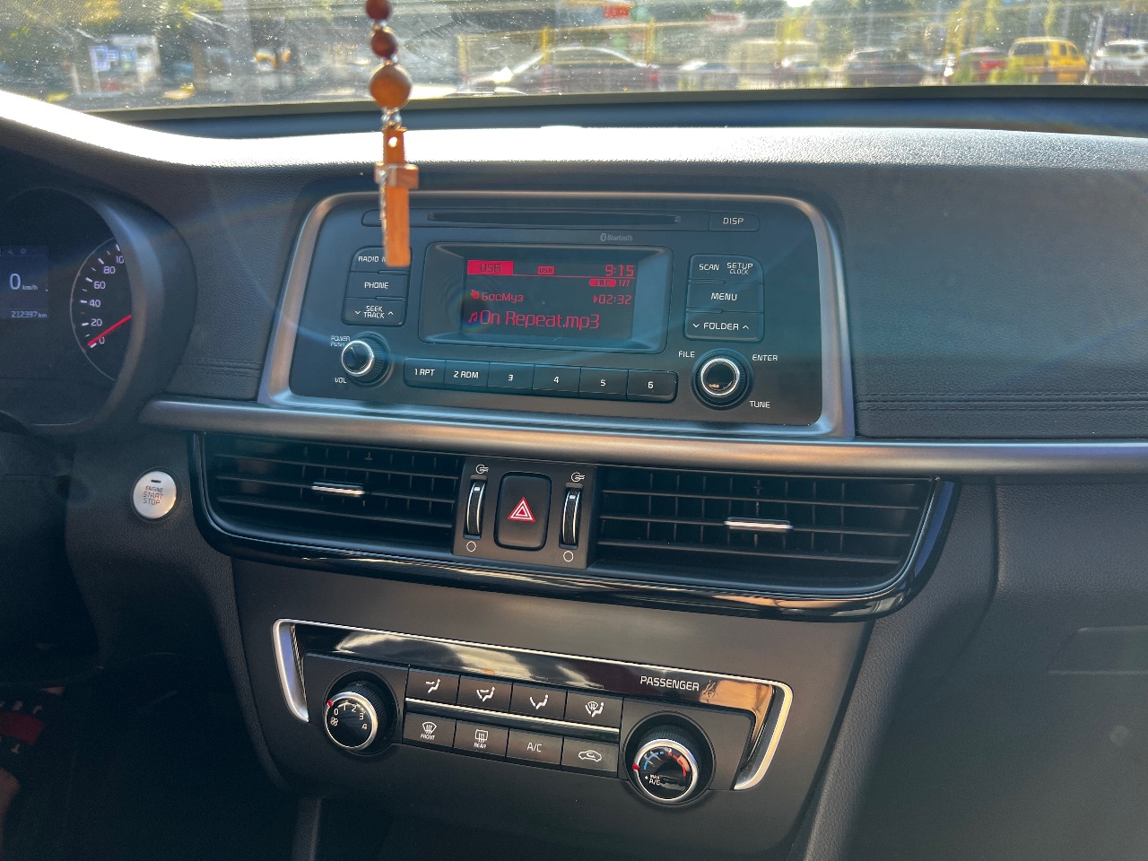 Kia K5 - фото 12