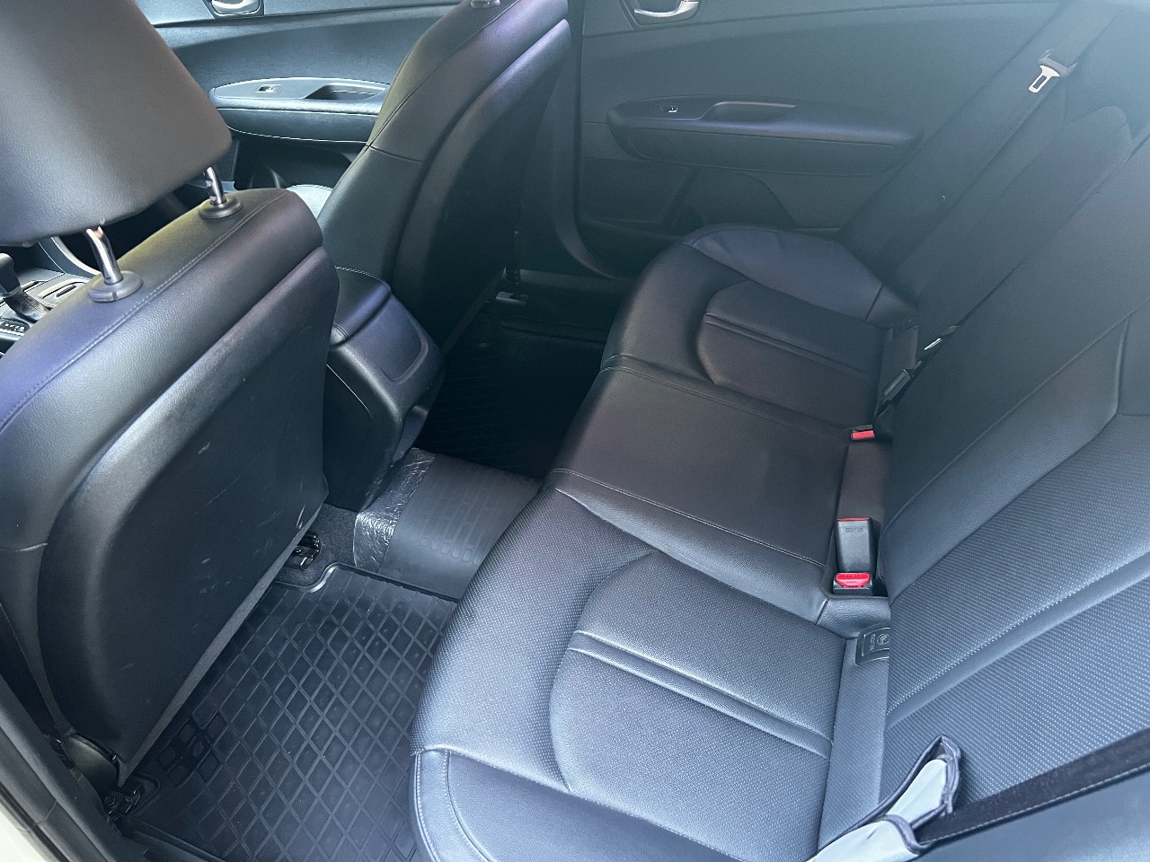 Kia K5 - фото 24