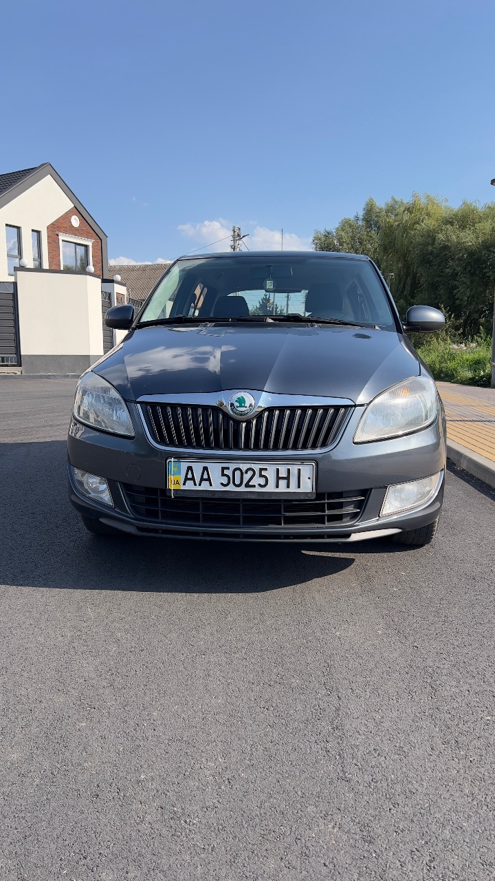 Skoda Fabia - фото 2