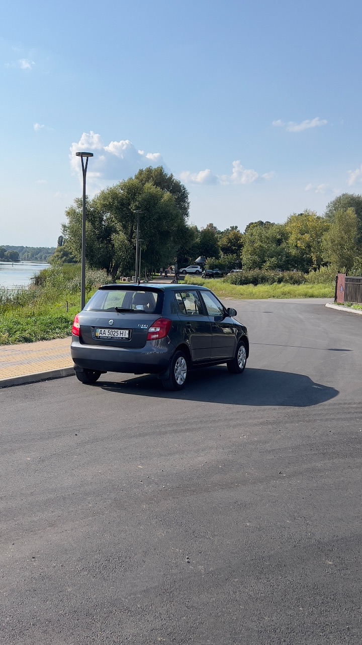 Skoda Fabia - фото 7