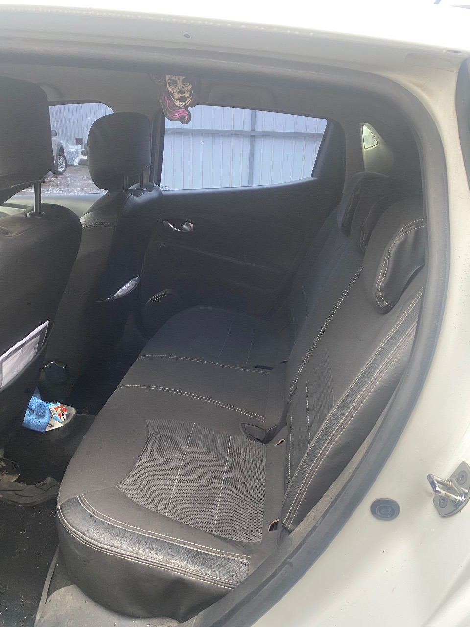 Renault Clio - фото 9