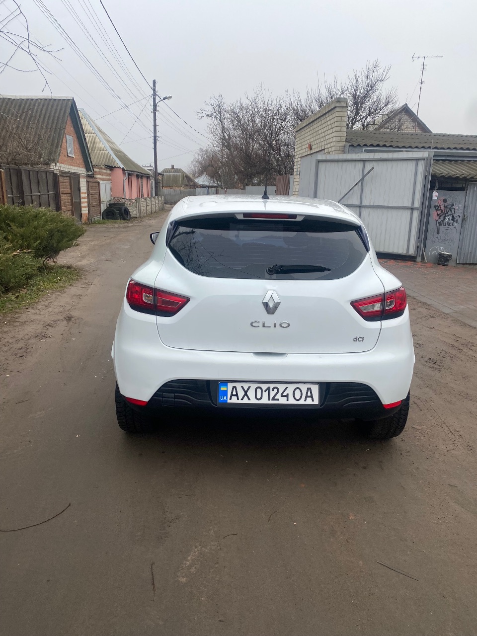 Renault Clio - фото 4