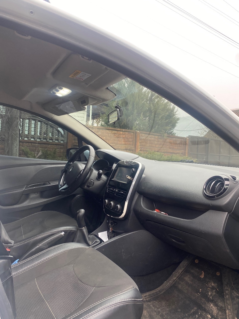 Renault Clio - фото 7