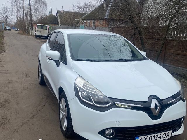 Renault Clio - фото 2