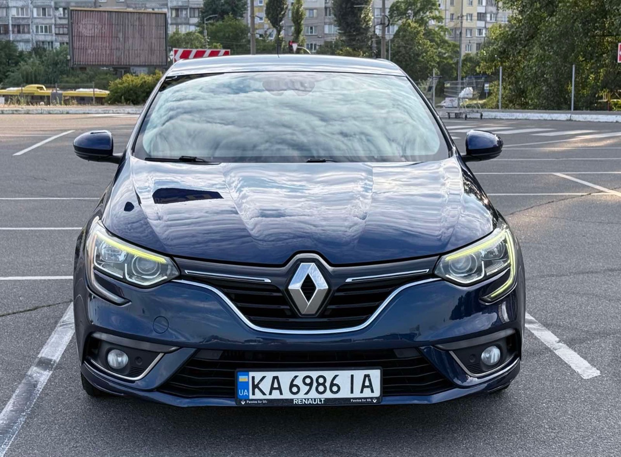 Renault Megane - фото 2
