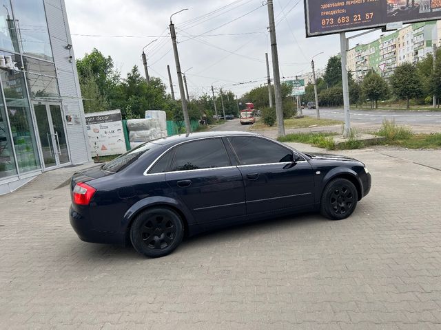 Audi A4 - зображення 5