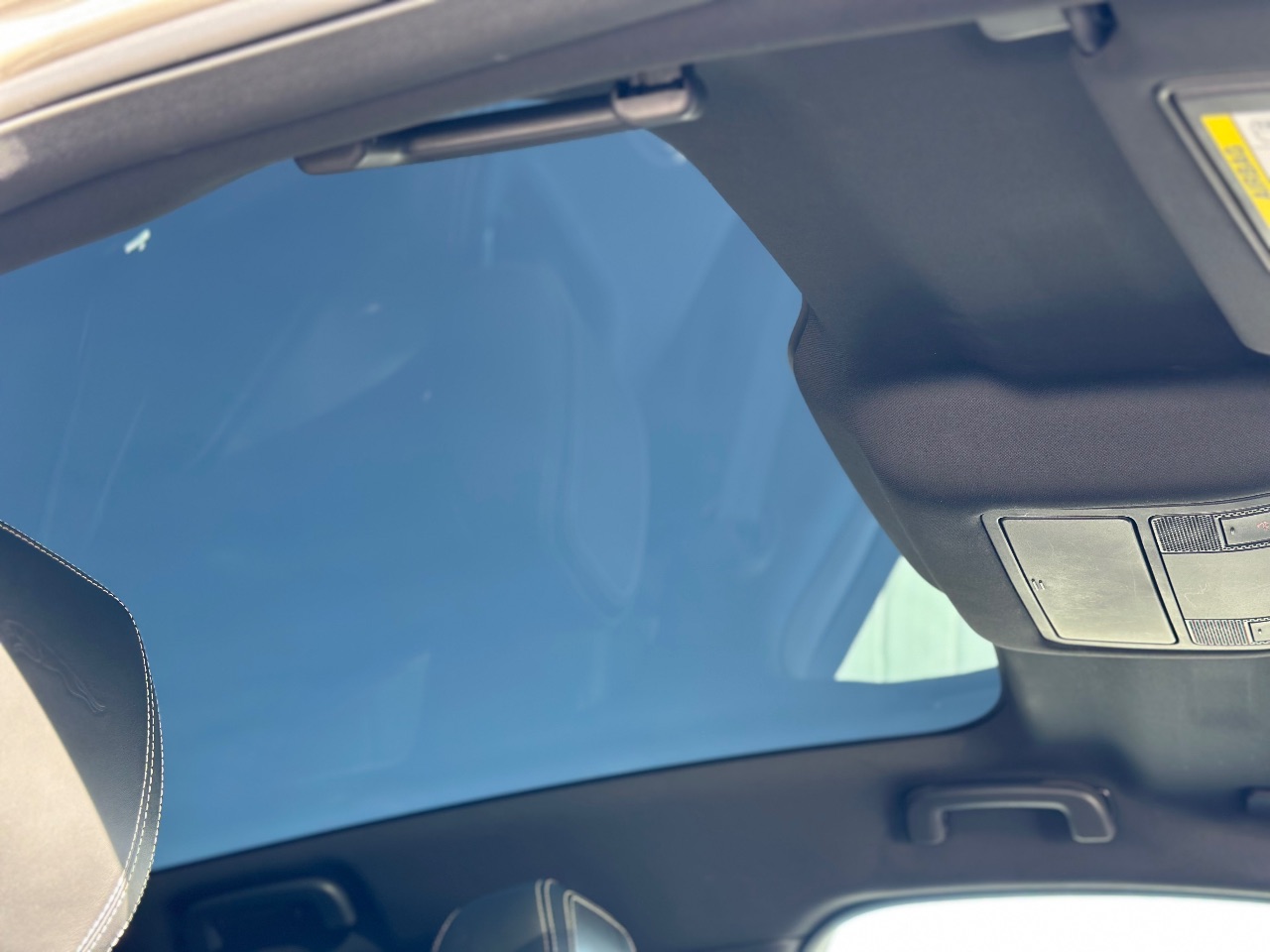 Jaguar I-Pace - фото 6