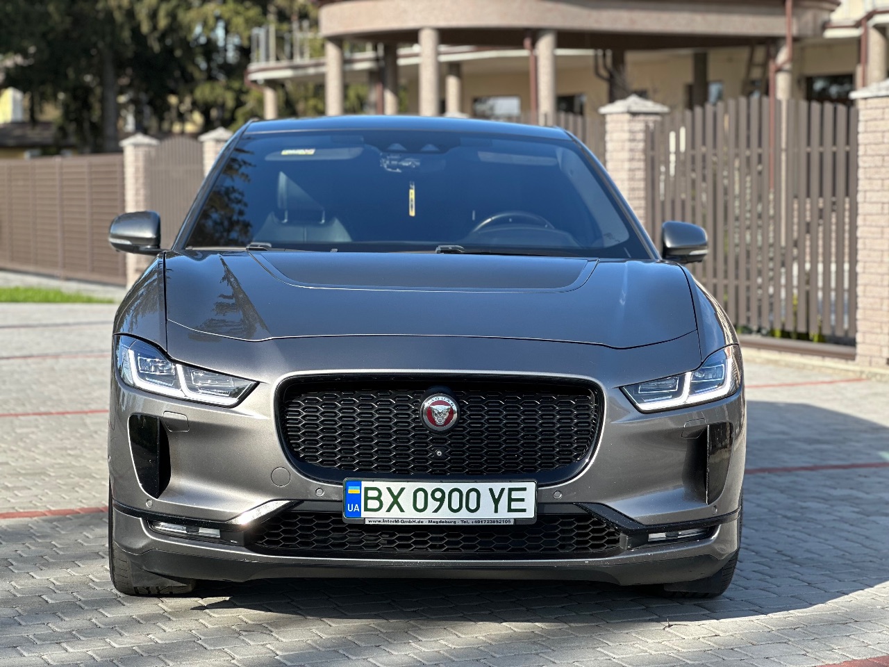 Jaguar I-Pace - фото 29