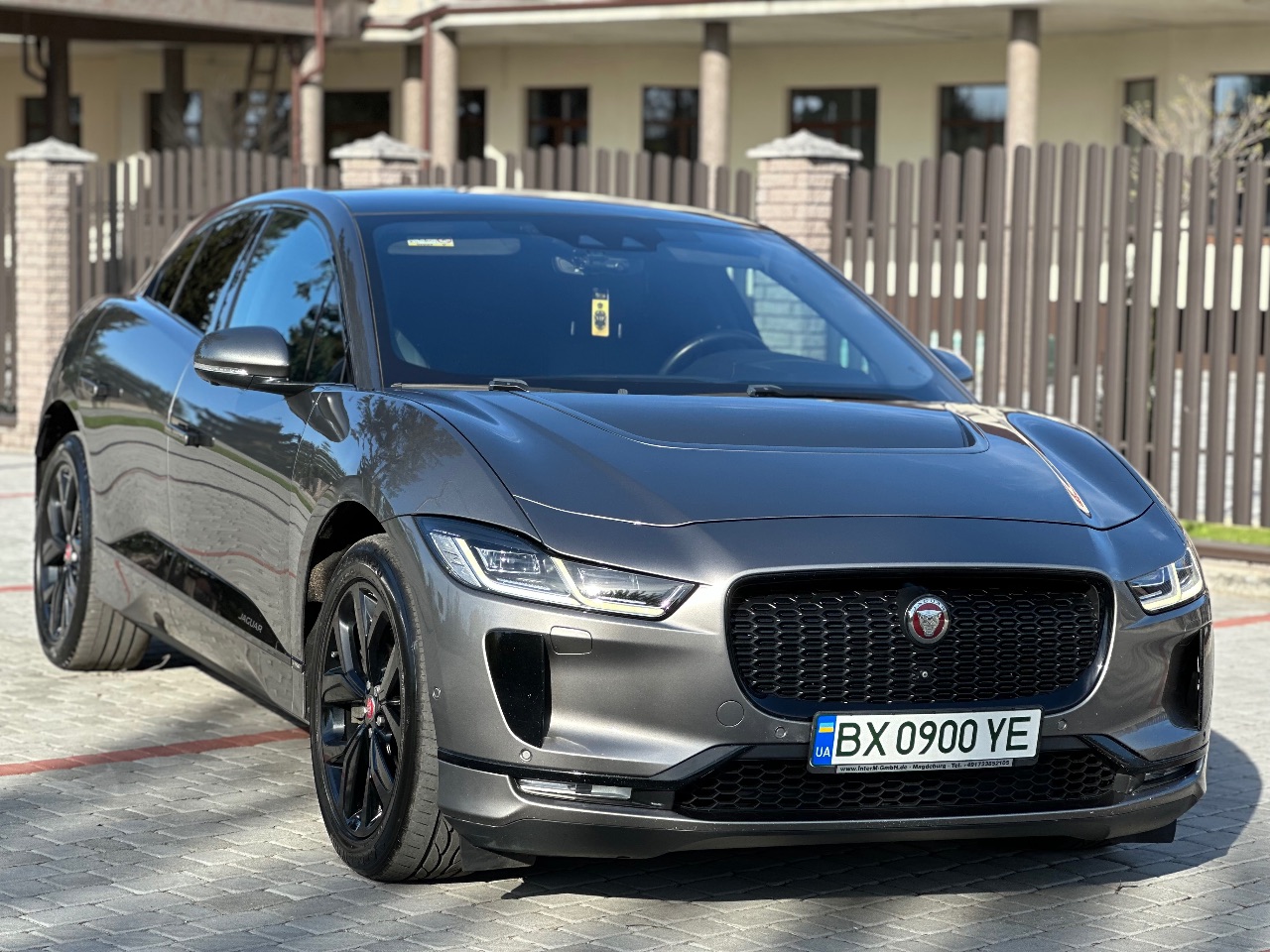 Jaguar I-Pace - фото 28