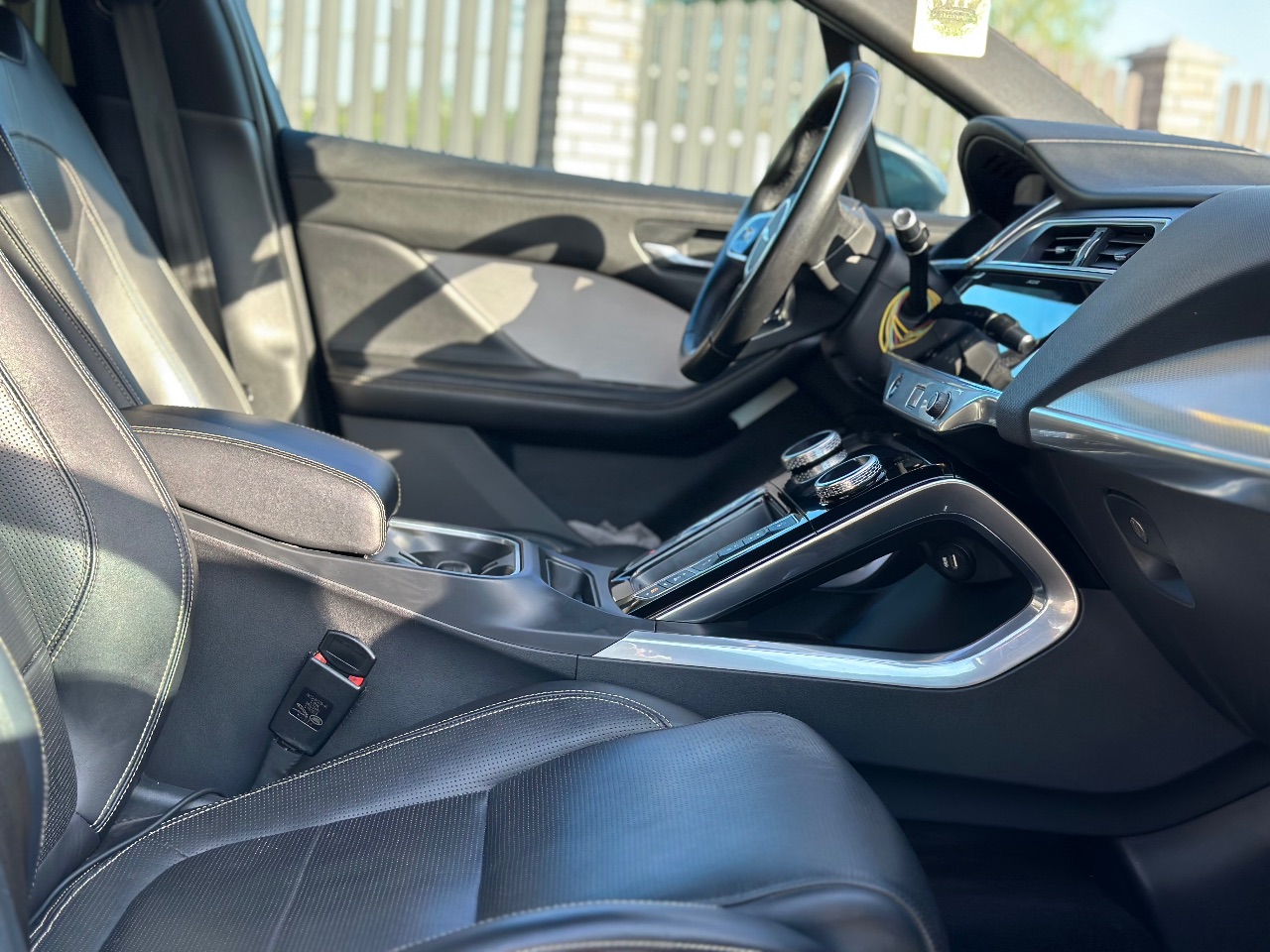 Jaguar I-Pace - фото 17